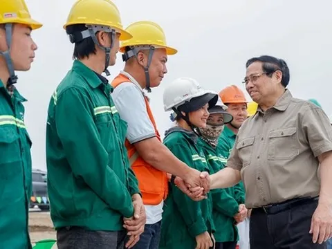 Thủ tướng: Phát triển kinh tế hàng không, khu thương mại tự do thế hệ mới tại sân bay Gia Bình