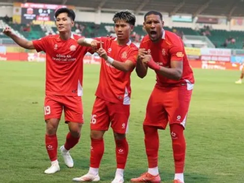 Cầu thủ Việt kiều giúp CA TPHCM đánh bại HAGL