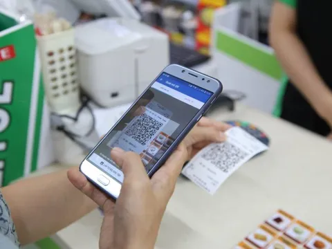 Thúc đẩy thanh toán không dùng tiền mặt nhằm hiệu quả quản lý thuế