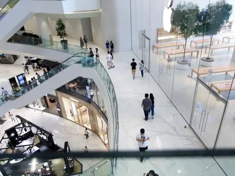 Tiết kiệm năng lượng: Thái Lan kêu gọi nhân viên chính phủ đi thang bộ, làm việc tại nhà