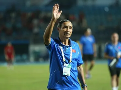 HLV Mai Đức Chung nhận trách nhiệm, chia tay tuyển nữ Việt Nam