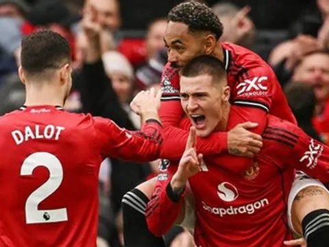 Hàng công thăng hoa, MU thổi bay Aston Villa