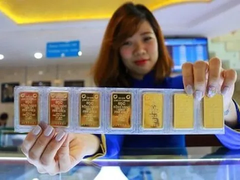 Phía sau đà tháo chạy của vàng: Kịch bản nào cho thị trường giai đoạn tới?