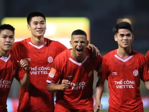 Thể Công Viettel thắng nhọc đội bóng của HLV Park Hang Seo