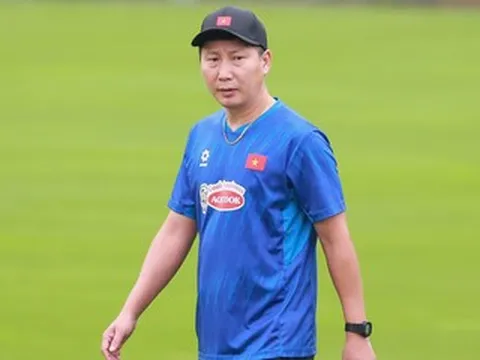 HLV Kim Sang Sik nhận tin không vui trước trận tái đấu Malaysia