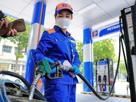 Đề xuất giảm thuế xăng, dầu về 0 đến hết tháng 6