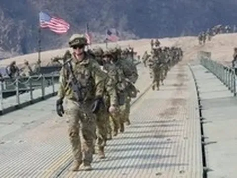 Lầu Năm Góc chuẩn bị phương án tác chiến trên bộ tại Iran trong nhiều tuần