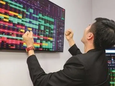 Một cổ phiếu chứng khoán bật tăng trần sau khi công bố kế hoạch lãi kỷ lục