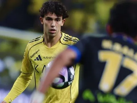 Tin tức về chuyển nhượng 3/4: MU đón Joao Felix, Arsenal lấy Olmo