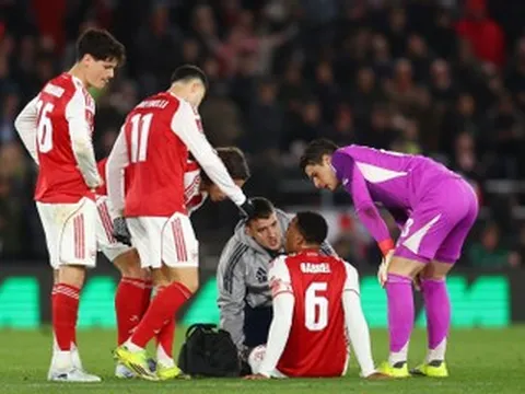 Arsenal nhận tin dữ sau trận thua sốc FA Cup