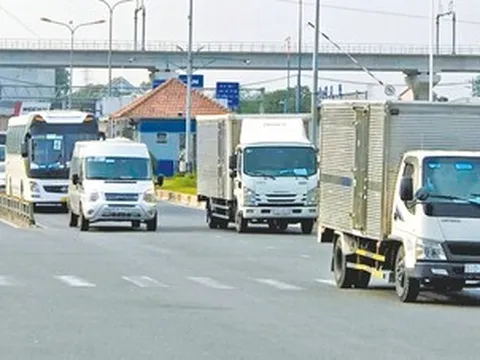 Doanh nghiệp vận tải và xây dựng chủ động ứng phó với giá nhiên liệu biến động