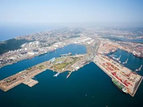 Được Iran đề xuất cùng chia phí ‘thông hành’ 2 triệu USD qua eo biển Hormuz, nước láng giềng của Tehran nói gì?