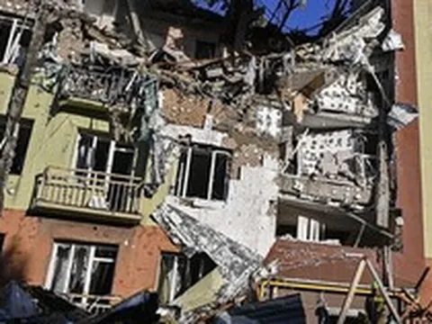 Lý do đằng sau lệnh ngừng bắn 32 giờ giữa giữa Nga và Ukraine