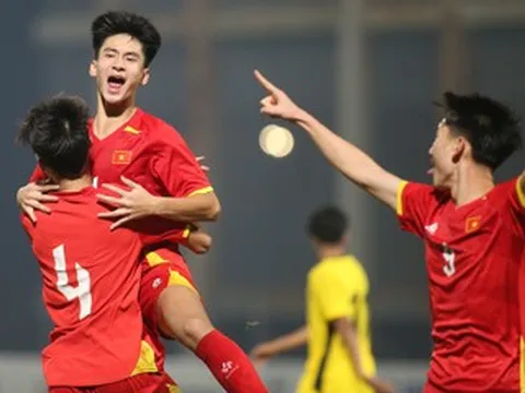 HLV Cristiano Roland chốt danh sách U17 Việt Nam, quyết đấu Indonesia