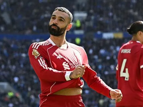 Van Dijk ghi bàn phút 100, Liverpool thắng nghẹt thở Everton