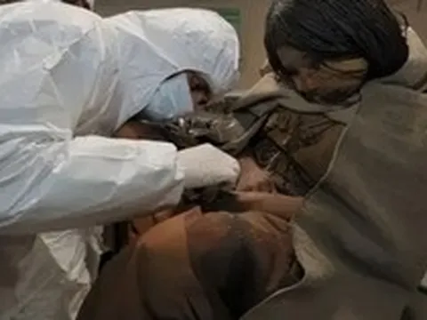 Cô bé 13 tuổi bị đóng băng hơn 500 năm, khi được phát hiện vẫn như đang ngủ: Bác sĩ nói cô bé rất nguy hiểm