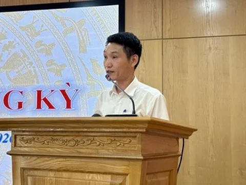 Bộ Công Thương giải thích lý do điều hành giá xăng dầu lúc nửa đêm