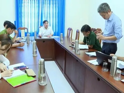 TP.HCM: Xã Long Hải gắn thiết bị GPS cho 100% tàu cá chưa đủ điều kiện