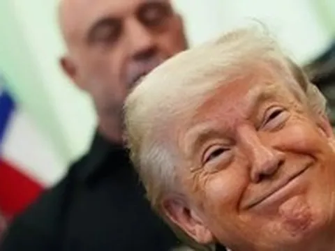 Tổng thống Mỹ Trump không định gia hạn ngừng bắn với Iran