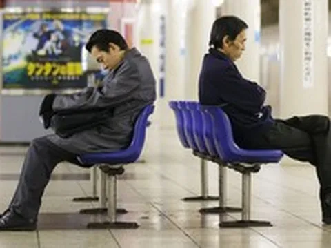 Karōshi không chỉ là thảm kịch của riêng nước Nhật Bản mà đã trở thành cơn ác mộng toàn cầu