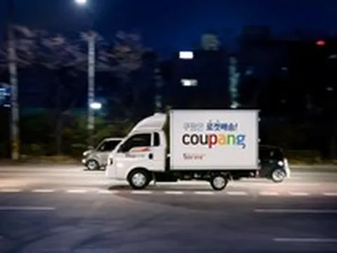 Bi kịch phía sau món chân gà cay giá rẻ trên sàn TMĐT 35 tỷ USD