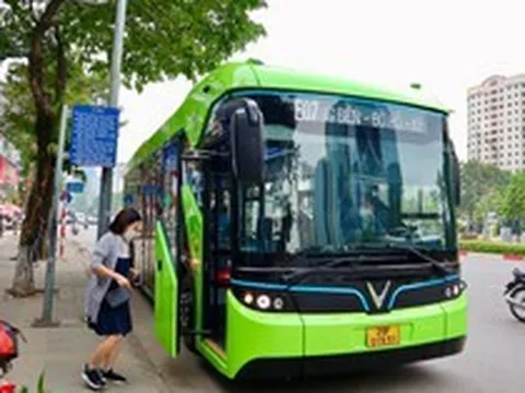 Thế giới ồ ạt chuyển sang xe buýt điện: Chỉ báo cho sự chấm hết của kỷ nguyên xăng và dầu diesel?