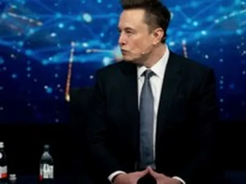 Tesla vừa làm 1 điều không tưởng, canh bạc tất tay chính thức bắt đầu!