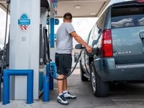 Chiến tranh với Iran gây ra nạn trộm cắp xăng dầu tràn lan