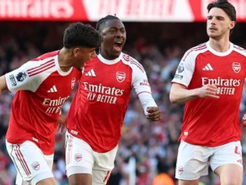 Arsenal giành lại ngôi đầu Ngoại hạng Anh: Đừng vội mừng, Arteta