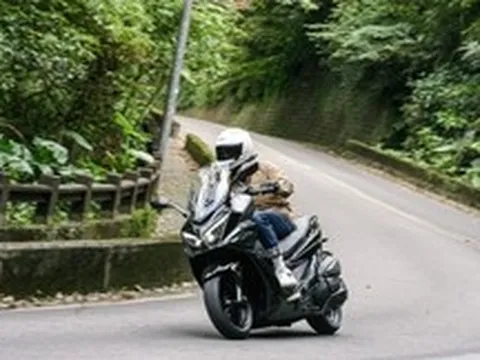 Kymco X-Town ST250 ra mắt với giá dưới 80 triệu đồng, maxi-scooter Đài Loan gây sức ép lên Honda ADV và Yamaha XMAX tại Việt Nam