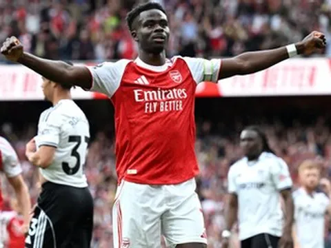 Arsenal thắng đẹp Fulham: Giá trị của Bukayo Saka
