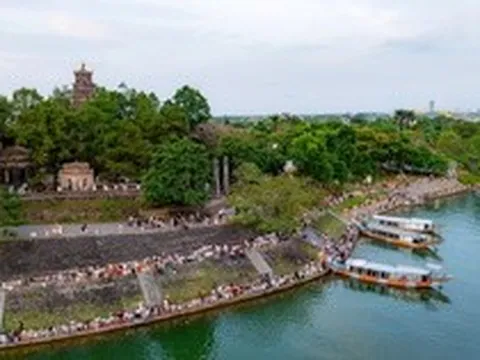 Đón hơn 1 triệu khách trong 2 kỳ nghỉ lễ liên tiếp, ngành du lịch Huế bội thu