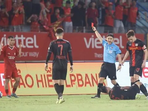 Trực tiếp bóng đá Thể Công Viettel 1-0 Ninh Bình: Chủ nhà bị thẻ đỏ