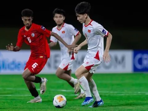 Chiếu chậm chiến thắng nghẹt thở của U17 Việt Nam
