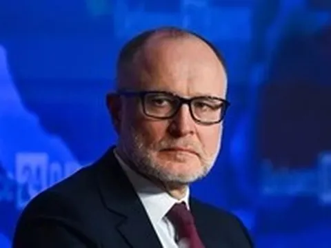 Bộ trưởng Quốc phòng Latvia mất chức vì máy bay không người lái Ukraine