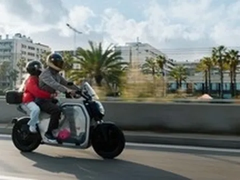 Xe điện ANY LuV1 gây chú ý với thiết kế từ “cha đẻ Ferrari”, chở đồ như ô tô nhưng chạy như xe tay ga đô thị