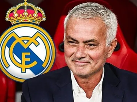 Mourinho sẽ ký 3 năm với Real Madrid, nói gì Mbappe 'var' Arbeloa