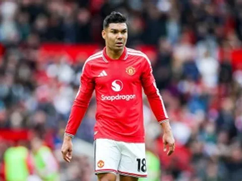 Casemiro đã đá trận cuối cho MU, lộ bến đỗ bất ngờ