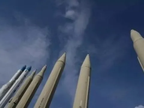 Tasnim: Iran bác tin ngừng làm giàu uranium trong 10 năm, sắp hoàn tất bản ghi nhớ 14 điểm