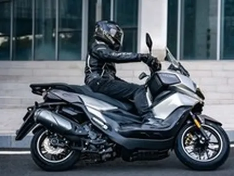 Vua xe ga Cyclone RT2S 2026 ra mắt với giá 78 triệu đồng, đe dọa vị thế Honda SH