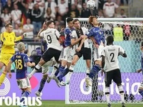 Tại sao những đội bóng “cửa dưới” có thể cầm cự trước đội tuyển toàn sao? Lý do nằm ở thứ vũ khí tối thượng không mua được bằng tiền