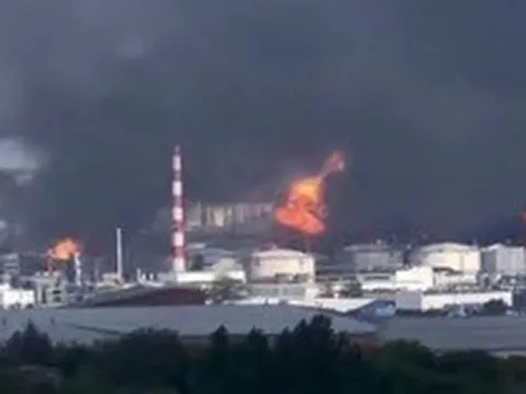 Tung "đòn trừng phạt tầm xa" vào Moscow, Ukraine hứng mưa tên lửa