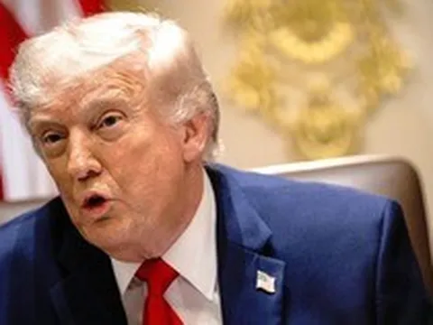 Thỏa thuận của ông Donald Trump với Iran hứng chịu chỉ trích, Phó Tổng thống Mỹ đưa ra cảnh báo