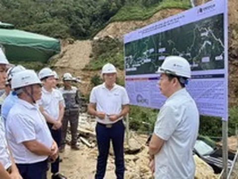 Việt Nam đang triển khai hầm đường bộ qua đèo dài nhất cả nước, giúp rút ngắn thời gian từ 2 giờ xuống 11 phút, do doanh nghiệp trong nước thực hiện