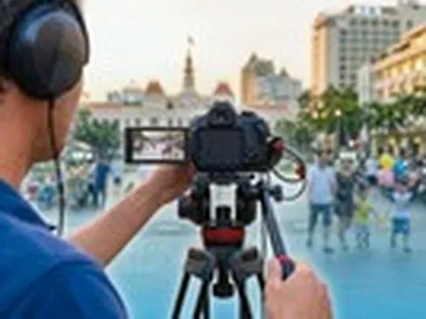 Livestream, ghi hình tại phố đi bộ, công viên phải thông báo cho người xuất hiện trong video?