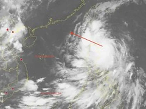 Bão Noul vừa hình thành, đêm nay sẽ vào Biển Đông