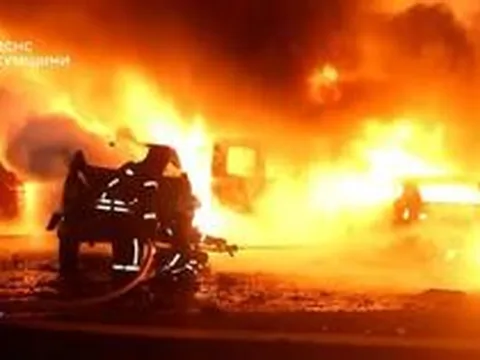 Quân Ukraine bỏ vũ khí, đồng loạt rút khỏi 3 điểm nóng - "Mục tiêu lớn" ở Kiev nổ tung, báo Trung Quốc chỉ ra nước cờ của ông Putin