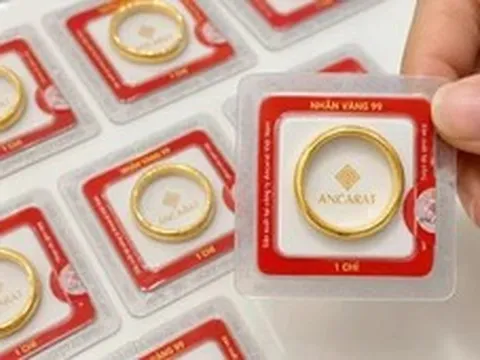 Giá vàng bật tăng lên 4.100 USD/ounce sau tin eo biển Hormuz sắp được mở lại