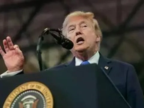 Tổng thống Donald Trump muốn tuyên bố eo biển Hormuz là lãnh thổ Mỹ