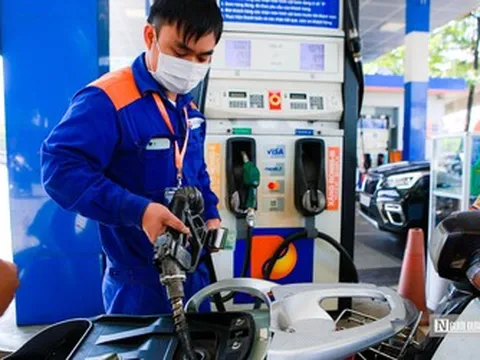 Giá xăng dầu đồng loạt giảm, xăng E5 còn 21.784 đồng/lít